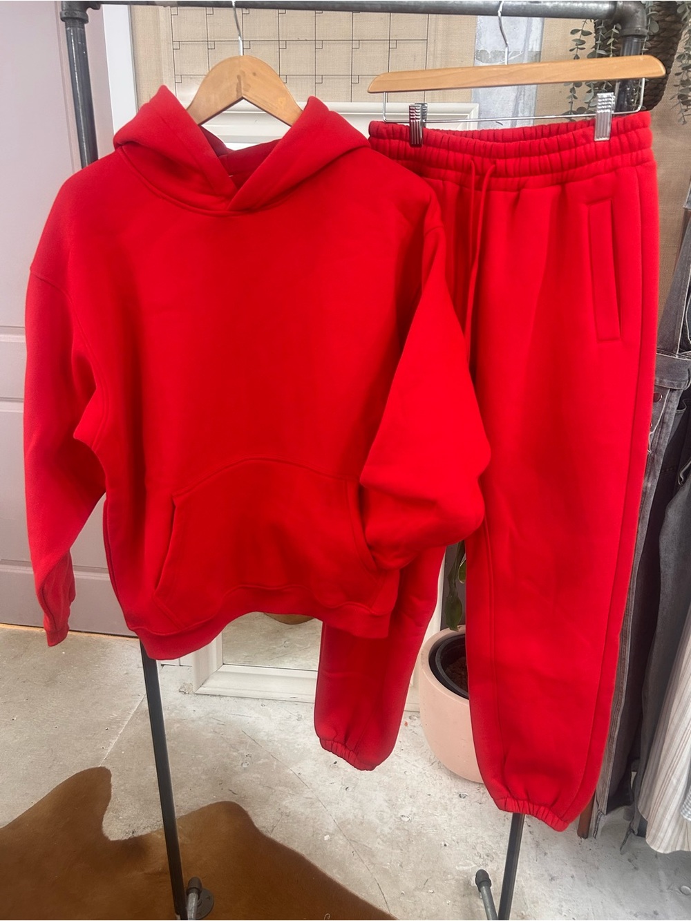 Priv - Scarlett Sweatsuit NWT Small